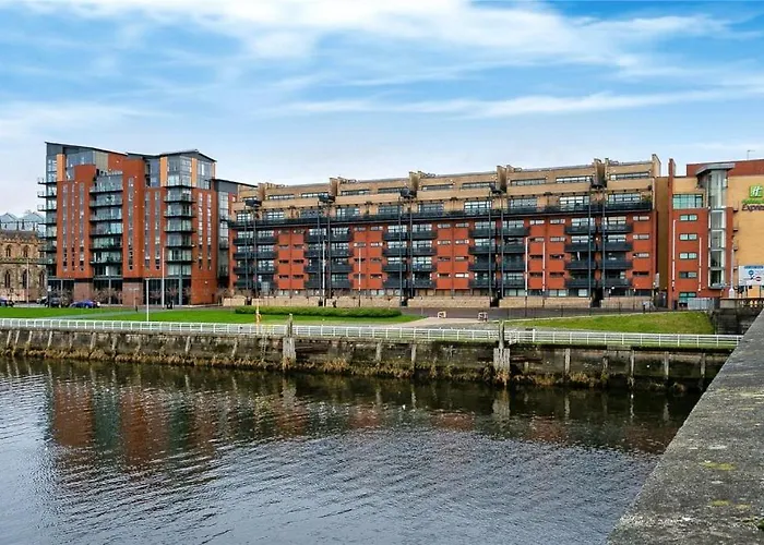 Appartamento Centre G1 Penthouse With Riverviews - Duplex - 4 Bedrooms, 3 Bathrooms, Kitchen, 1 Living Room, 1 Dining Room, 2 Terraces, Parking, Floor, 2050 Sq Ft, Merchant *