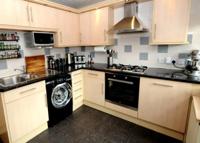 Cheerful One Bedroom With Parking Space.