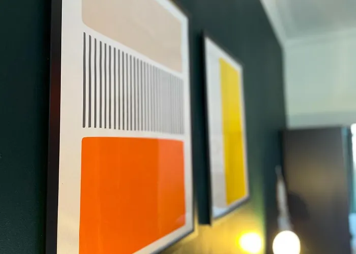 West End - Botanic Gardens