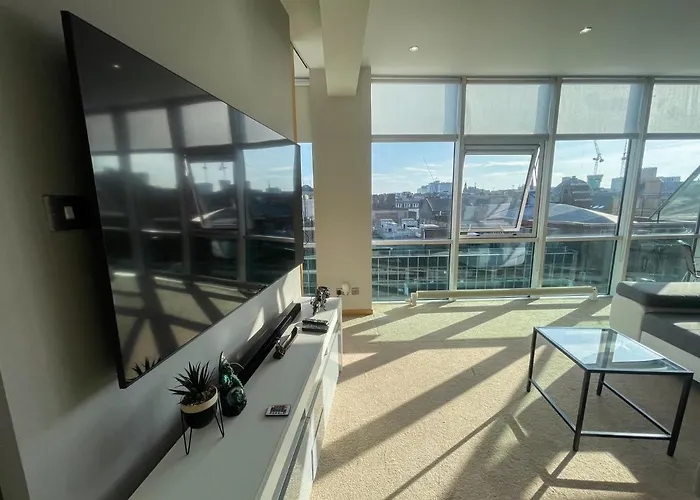 Centre 2-bed Parking Jacuzzi Bath