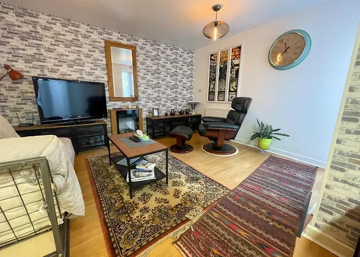 Kelvingrove 2 Bedroom - Private Parking Glasgow