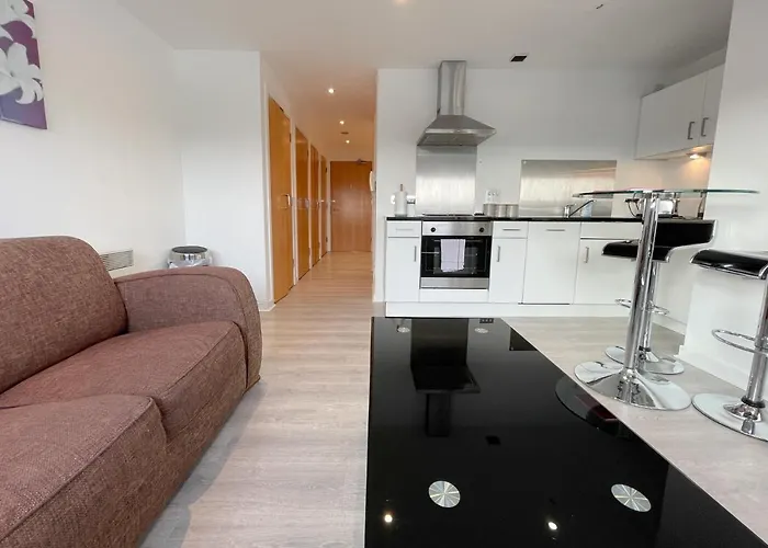 דירה Executive 10th Floor Studio Flat גלאזגו