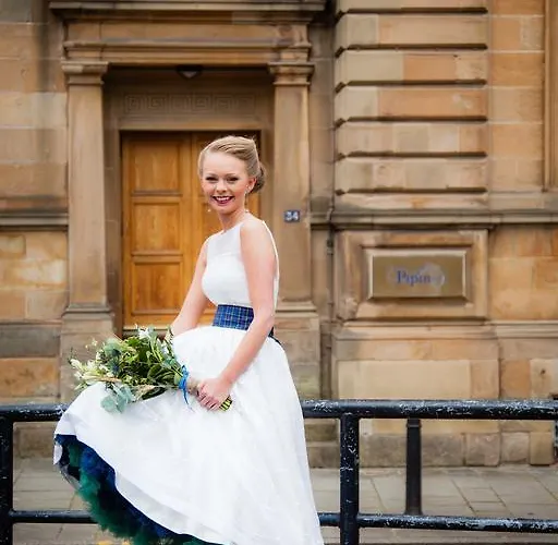 The Pipers' Tryst Hotel Glasgow