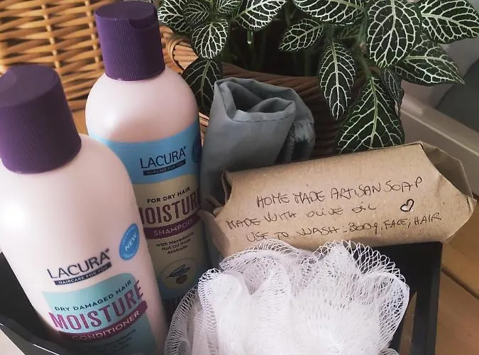 Проживание в семье Single Bedroom In Quiet Neighbourhood Глазго