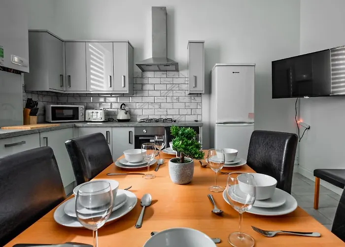 Dalhousie Upper * Glasgow