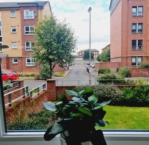 Διαμέρισμα Stylish 2 Bedroom / Free Gated Parking *