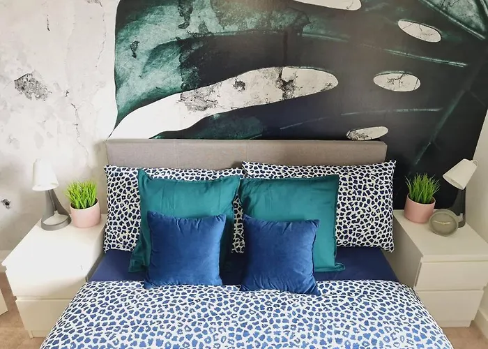 Stylish 2 Bedroom / Free Gated Parking * Глазго