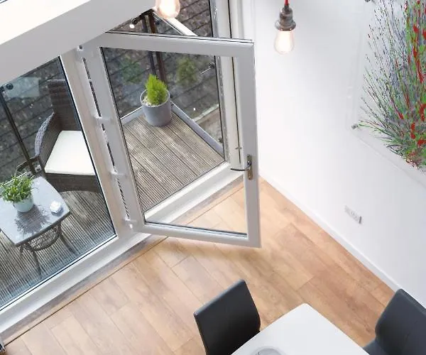 Centre With Free Secure Underground Parking Appartamento Glasgow