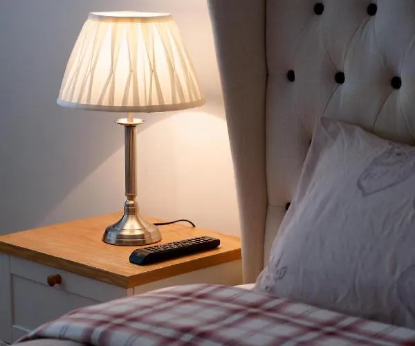 Centre With Free Secure Underground Parking Apartamento Glasgow