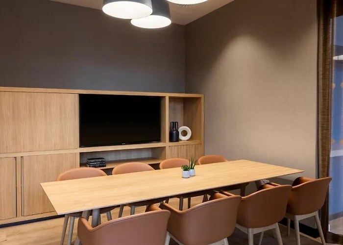 Courtyard By Marriott Sec ホテル 4*