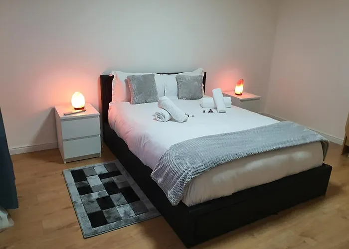 Διαμέρισμα Modern House Close To Γλασκώβη