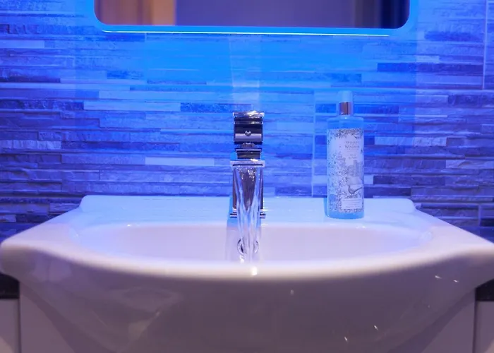 Centre With Free Secure Underground Parking Apartamento Glasgow