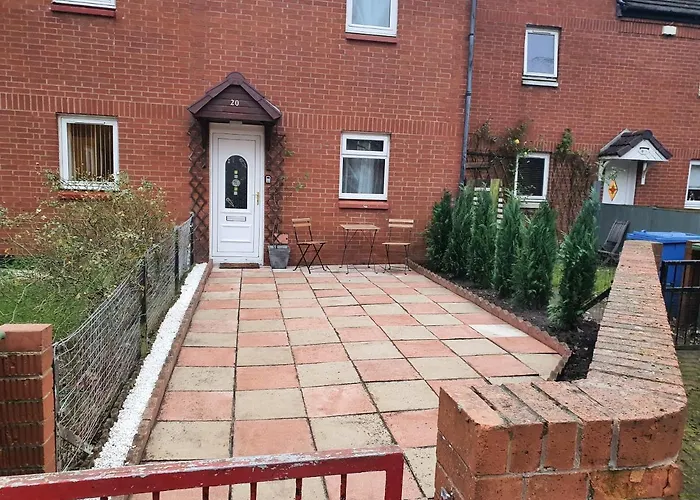 Διαμέρισμα Modern House Close To *