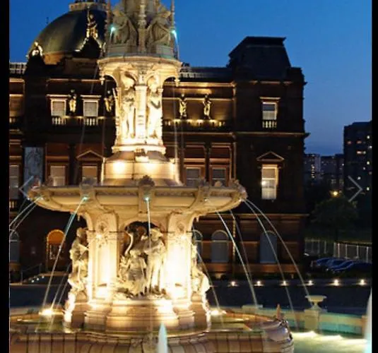 Modern House Close To Γλασκώβη