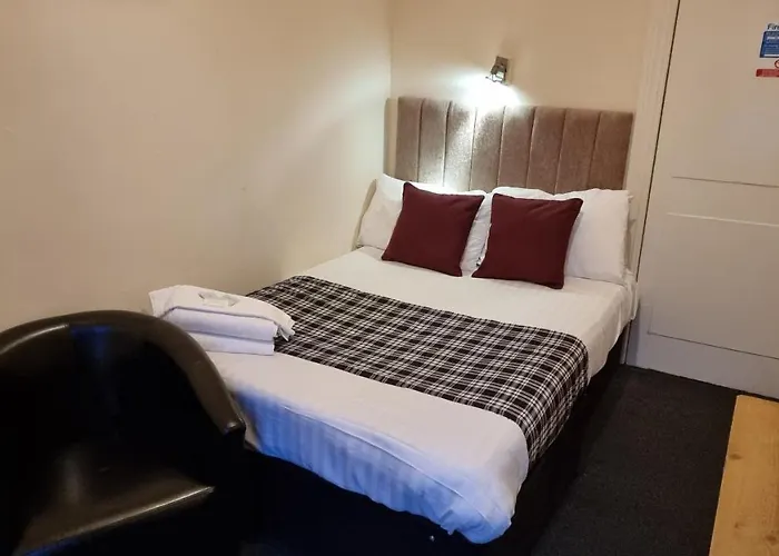 Ξενοδοχείο The Hampton Court 3*