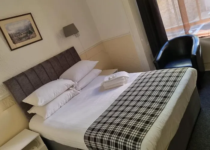 Hotel The Hampton Court