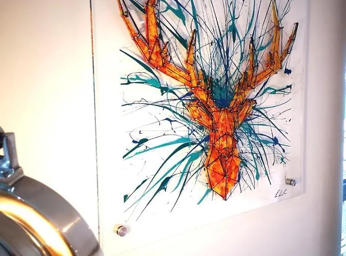 Riverside West End * Glasgow