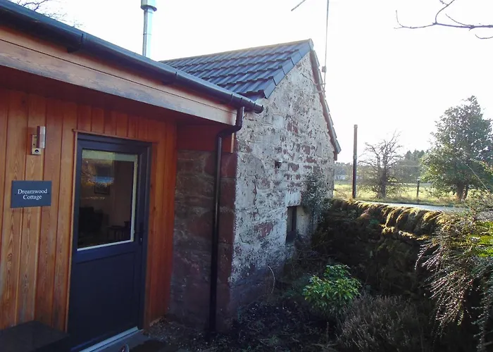 Dreamwood Cottage, Loch Lomond, Luxury Apartment. דירה