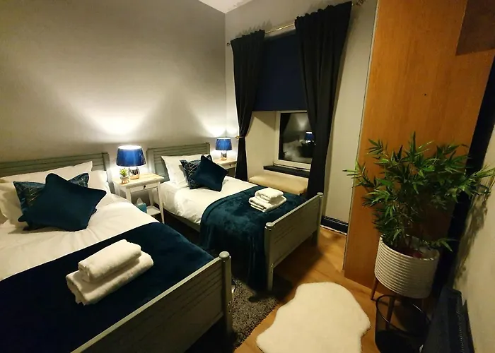 Cosy 3 Bedroom Flat In Centre 格拉斯哥