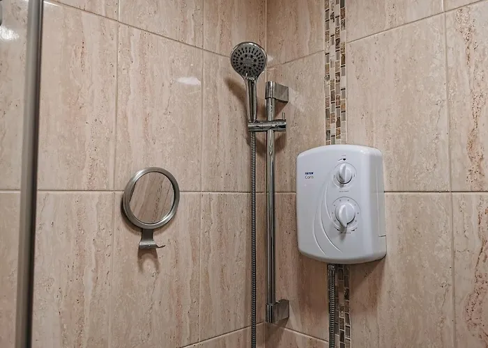 3 Bed In The Heart Of Westend Of *