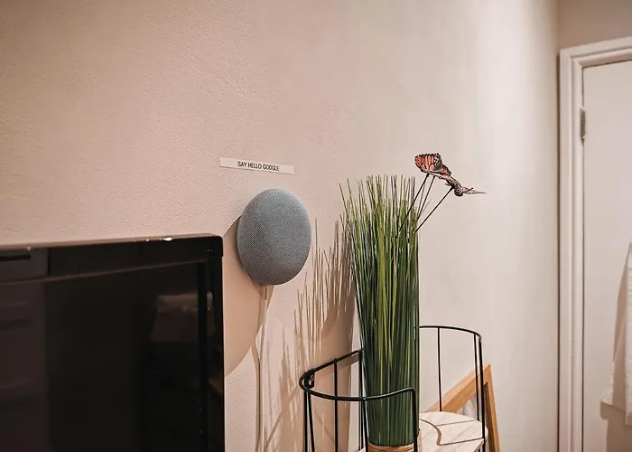 3 Bed In The Heart Of Westend Of