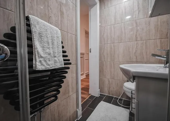 Appartement 3 Bed In The Heart Of Westend Of Glasgow