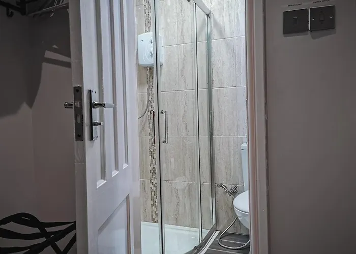 3 Bed In The Heart Of Westend Of Appartement