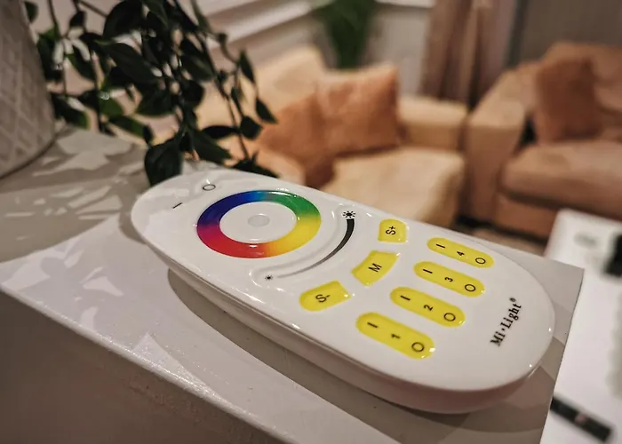 3 Bed In The Heart Of Westend Of * 글라스고