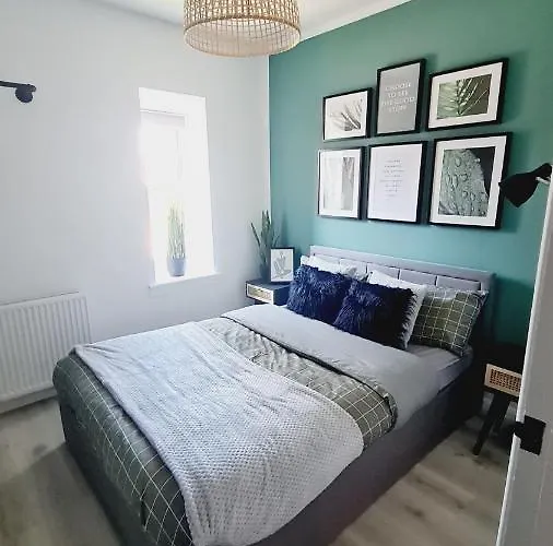 Beautiful 2bed House With Garden, Walking Distance To Town - Free Parking * Glasgow