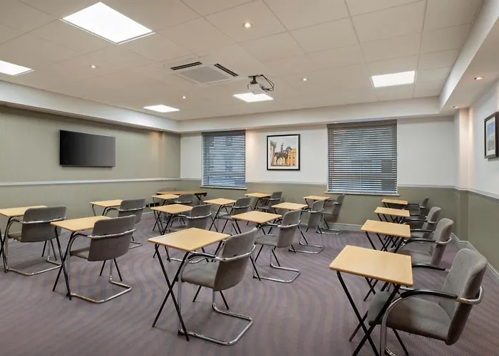 Hotel Leonardo Royal