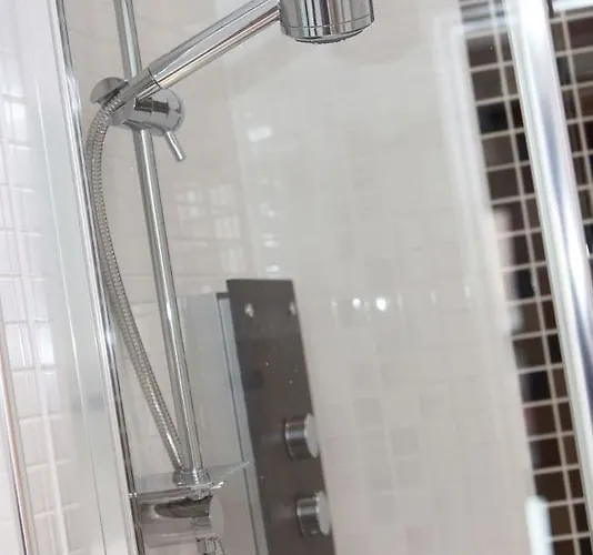 The Spires Serviced * Глазго