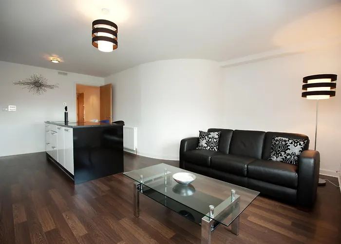 The Spires Serviced * Глазго