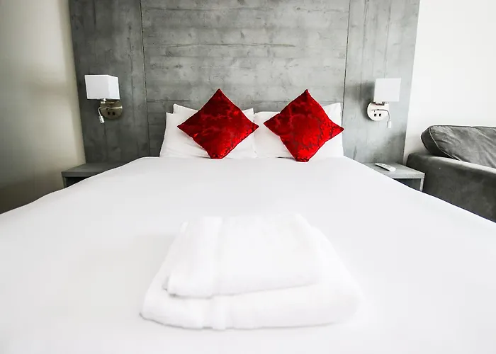 Brunswick Merchant 3*