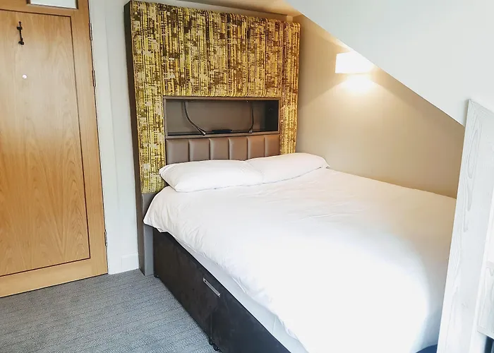 Hotel Rennie Mackintosh - Station 3*