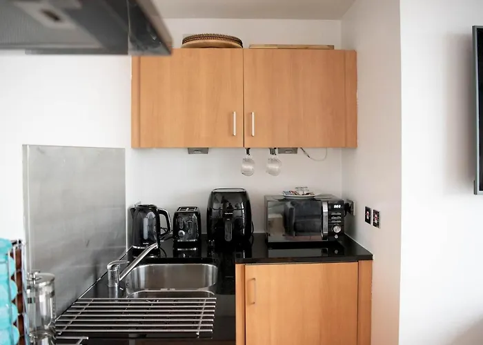 Cosy 1 Bed Next To Sec, Ovo Hydro, Finnieston - Pass The Keys *
