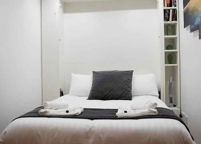 Cosy 1 Bed Next To Sec, Ovo Hydro, Finnieston - Pass The Keys Glasgow