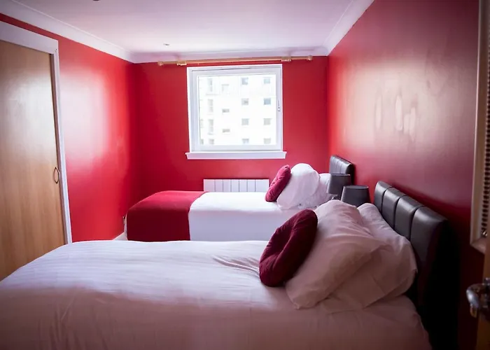 Pass The Keys Lovely 2-bed In Perfect City Location With Parking