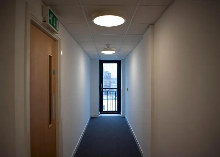 Cosy 1 Bed Next To Sec, Ovo Hydro, Finnieston - Pass The Keys *