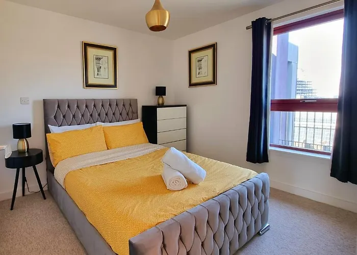 Two Bed Penthouse In The Heart Of شقة *