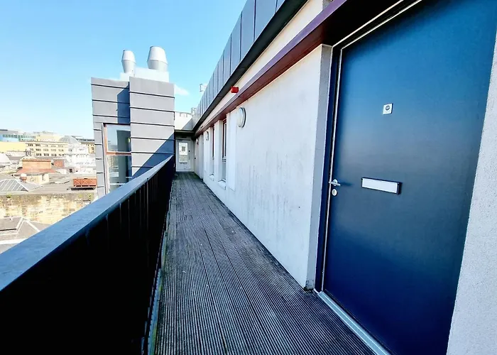 Two Bed Penthouse In The Heart Of * グラスゴー