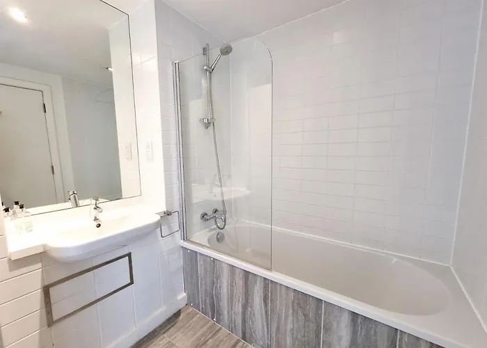 アパート Two Bed Penthouse In The Heart Of