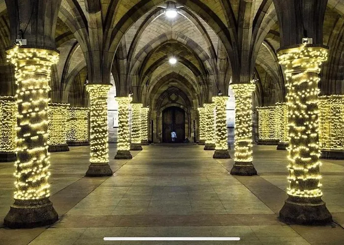 Captivating In Westend Uk * グラスゴー