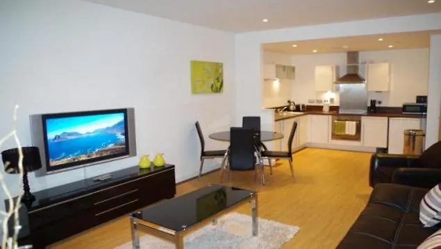 Dreamhouse At Oswald Street, Centre *