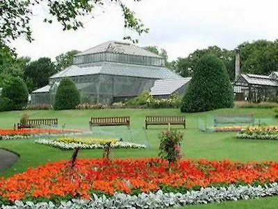 מלון Royal West End