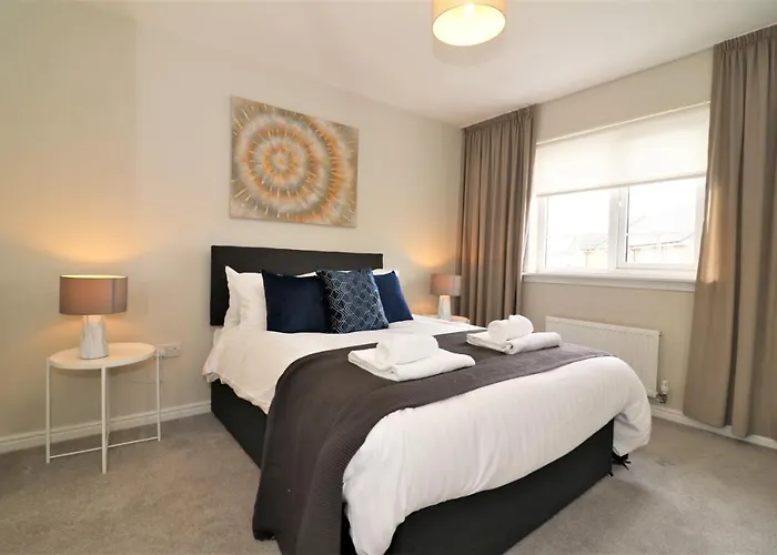 Signature - Morrison House