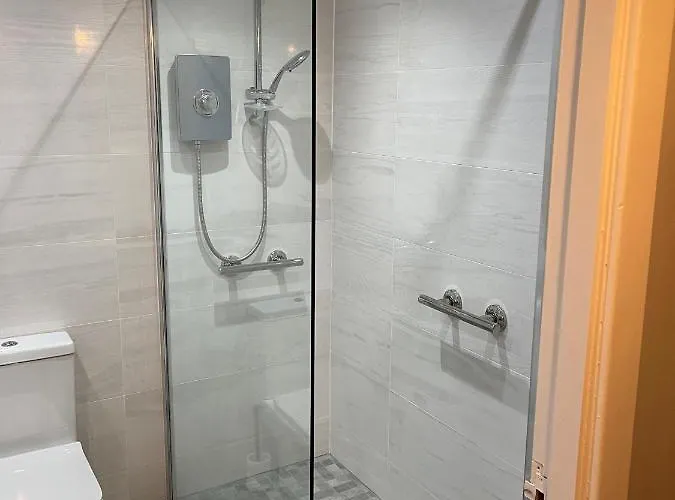 2 Bed Contemporary Free Parking Netflix Sleeps 4 Glasgow