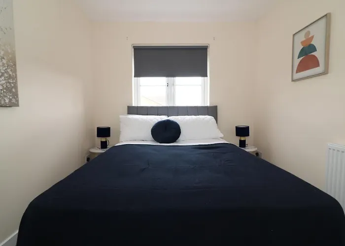 Signature - Harris House Apartment