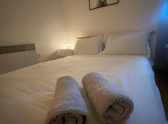 Appartement Secc&hydro Beautiful 2br With Free Parking *