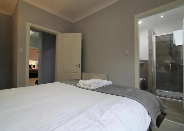 Signature - Moss View * Glasgow