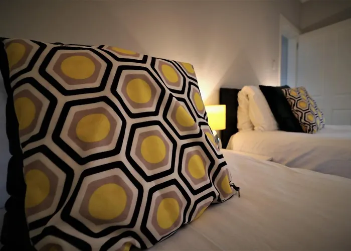 Signature - Moss View